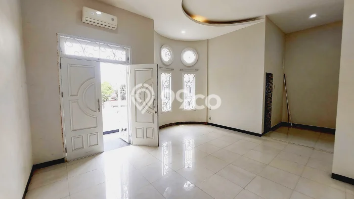 Dijual Cepat Rumah Bagus Siap Huni LB 400m2 di Medan Selayang, Medan Dijual Cepat Rumah Bagus Siap Huni LB 400m2 di Medan Selayang, Medan