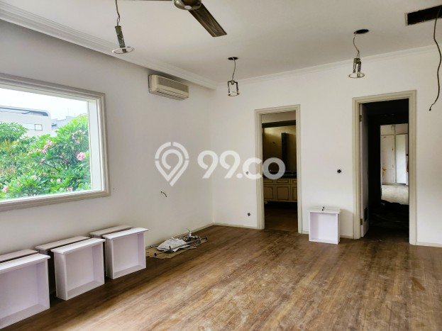 Disewakan! Rumah 4 Kamar Tidur &
3 Kamar Mandi di Pondok Indah, Jakarta Selatan Disewakan! Rumah 4 Kamar Tidur &
3 Kamar Mandi di Pondok Indah, Jakarta Selatan