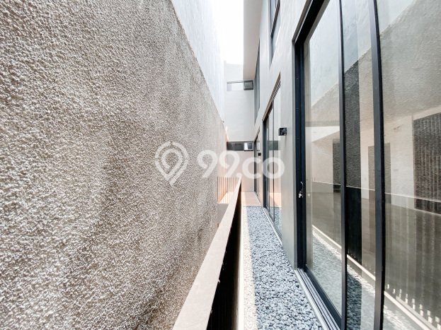Rumah Luxury Modern Siap Huni di Lebak Bulus Jakarta Selatan Rumah Luxury Modern Siap Huni di Lebak Bulus Jakarta Selatan