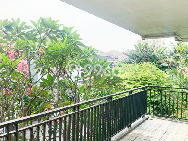 Hunian Ideal dengan LT 579m2 & LB 470m2 Disewakan di Cipete Hunian Ideal dengan LT 579m2 & LB 470m2 Disewakan di Cipete