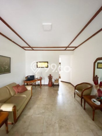 Rumah Mewah LB 300m2 Siap Huni Desain Elegan di Pejaten, Jakarta Selatan Rumah Mewah LB 300m2 Siap Huni Desain Elegan di Pejaten, Jakarta Selatan