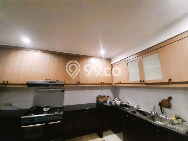 For Sale! Luxury House LT 325m2 Desain Modern di Pondok Indah For Sale! Luxury House LT 325m2 Desain Modern di Pondok Indah