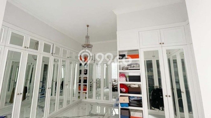 Dijual Rumah Mewah Elegan Dengan View Cantik di Kemang, Jakarta Selatan Dijual Rumah Mewah Elegan Dengan View Cantik di Kemang, Jakarta Selatan