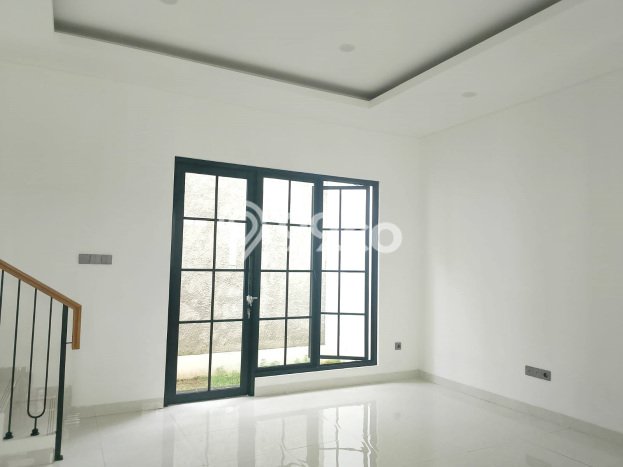 Dijual Rumah Luas Elegan Dengan View Eksklusif di Kalibata, Jakarta Selatan Dijual Rumah Luas Elegan Dengan View Eksklusif di Kalibata, Jakarta Selatan