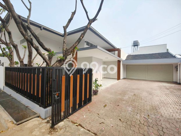 Hunian Modern Untuk Disewakan di Cipete Jakarta Selatan 4 KT & 4 KM Hunian Modern Untuk Disewakan di Cipete Jakarta Selatan 4 KT & 4 KM