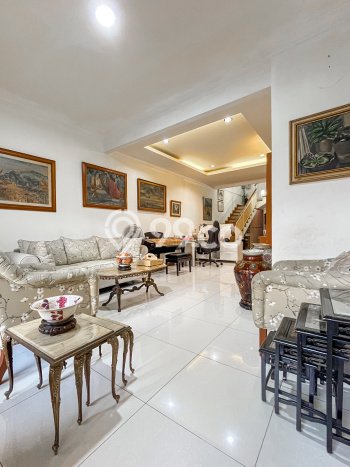 Rumah Luxury Modern Siap Huni di Pondok Indah Jakarta Selatan Rumah Luxury Modern Siap Huni di Pondok Indah Jakarta Selatan