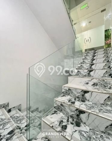 FOR SALE! Kantor di Kebayoran Baru Jakarta Selatan, LT 405m2, LB 1000m2 FOR SALE! Kantor di Kebayoran Baru Jakarta Selatan, LT 405m2, LB 1000m2