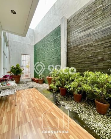 Rumah Elit Modern Siap Huni di Lebak Bulus Jakarta Selatan Rumah Elit Modern Siap Huni di Lebak Bulus Jakarta Selatan