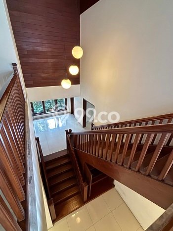 Rumah Luxury Modern Siap Huni di Kemang Jakarta Selatan Rumah Luxury Modern Siap Huni di Kemang Jakarta Selatan