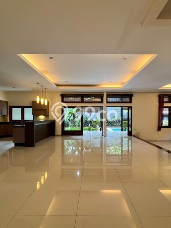Rumah Luxury Modern Siap Huni di Kemang Jakarta Selatan Rumah Luxury Modern Siap Huni di Kemang Jakarta Selatan
