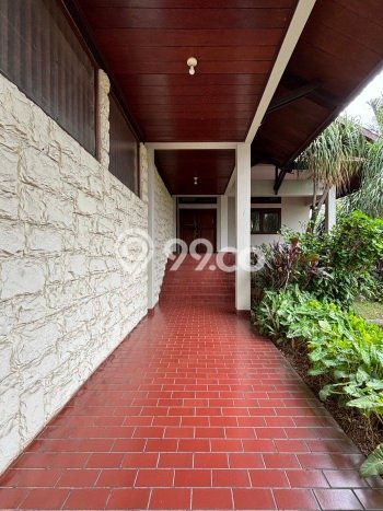 Rumah Luxury Modern Siap Huni di Kemang Jakarta Selatan Rumah Luxury Modern Siap Huni di Kemang Jakarta Selatan