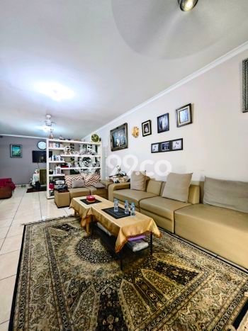 Hunian Elit LB 260m2 Siap Huni Desain Elegan di Legenda Wisata, Bogor Hunian Elit LB 260m2 Siap Huni Desain Elegan di Legenda Wisata, Bogor