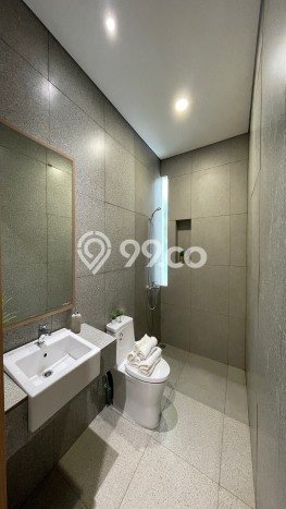 Rumah Luxury Modern Tanpa Renovasi di BSD City Tangerang Rumah Luxury Modern Tanpa Renovasi di BSD City Tangerang