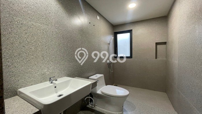 Hunian Elit LB 126m2 Siap Huni Desain Elegan di Gading Serpong, Tangerang Hunian Elit LB 126m2 Siap Huni Desain Elegan di Gading Serpong, Tangerang