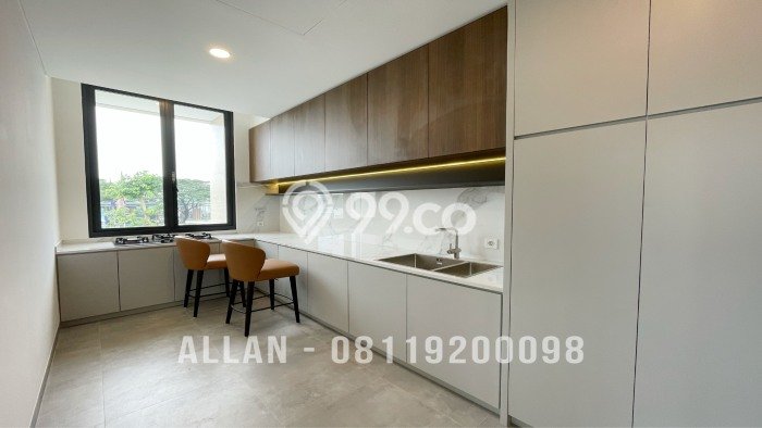 Jual Rumah Mewah Elegan Dengan View Cantik di BSD City, Tangerang Jual Rumah Mewah Elegan Dengan View Cantik di BSD City, Tangerang