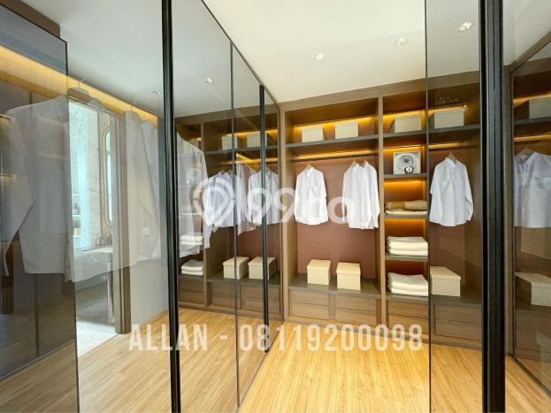 Hunian Elit LB 412m2 Siap Pakai Desain Elegan di BSD, Tangerang Hunian Elit LB 412m2 Siap Pakai Desain Elegan di BSD, Tangerang