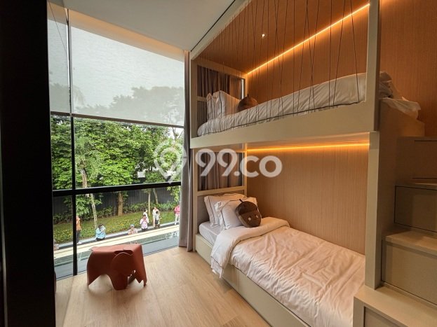 Ready to Use! Luxury House LT 160m2 Desain Elegan di Lippo Karawaci Ready to Use! Luxury House LT 160m2 Desain Elegan di Lippo Karawaci
