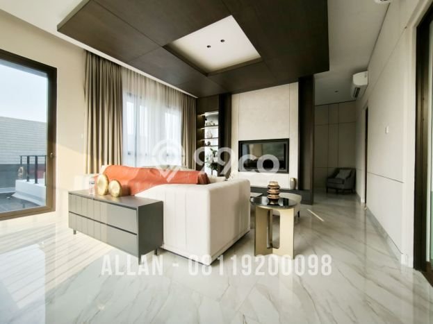 Dijual Rumah Luas Elegan Dengan View Cantik di Gading Serpong, Tangerang Dijual Rumah Luas Elegan Dengan View Cantik di Gading Serpong, Tangerang