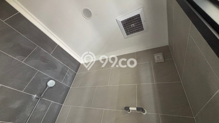 For Sale! Luxury House LT 84m2 Desain Elegan di Gading Serpong For Sale! Luxury House LT 84m2 Desain Elegan di Gading Serpong