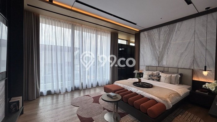 Jual Rumah Mewah Elegan Dengan View Cantik di Gading Serpong, Tangerang Jual Rumah Mewah Elegan Dengan View Cantik di Gading Serpong, Tangerang