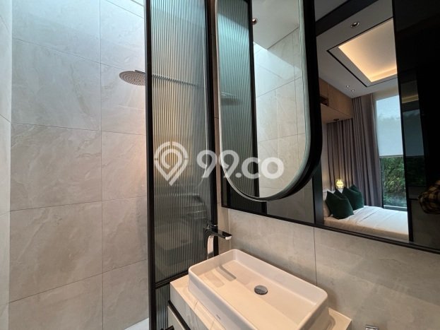 Ready to Use! Luxury House LT 160m2 Desain Elegan di Lippo Karawaci Ready to Use! Luxury House LT 160m2 Desain Elegan di Lippo Karawaci