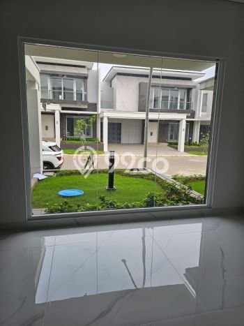 Dijual Rumah Luas Megah Dengan View Cantik di Gading Serpong, Tangerang Dijual Rumah Luas Megah Dengan View Cantik di Gading Serpong, Tangerang