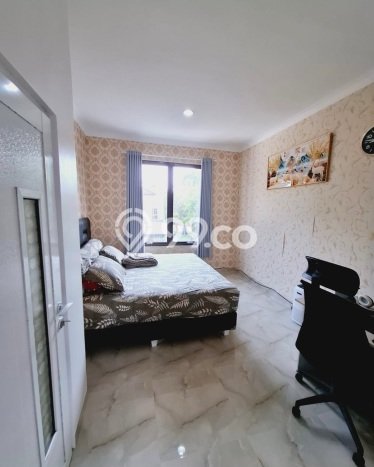 Hunian Cantik Minimalis Lb 130m2 di BSD, Tangerang Selatan Hunian Cantik Minimalis Lb 130m2 di BSD, Tangerang Selatan