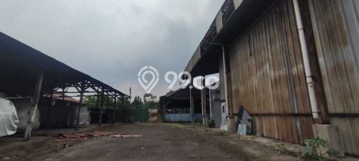 Unit Gudang Dijual di Cibinong Bogor Luas Tanah 8000m2, Luas Bangunan 1000m2 Unit Gudang Dijual di Cibinong Bogor Luas Tanah 8000m2, Luas Bangunan 1000m2