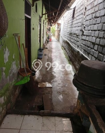 Kost Dijual di Utan Kayu dengan 4 KT dan Luas 300m2 Kost Dijual di Utan Kayu dengan 4 KT dan Luas 300m2