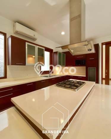Rumah Eksklusif Dijual LT 1923m2 di Cilandak, Jakarta Selatan Rumah Eksklusif Dijual LT 1923m2 di Cilandak, Jakarta Selatan