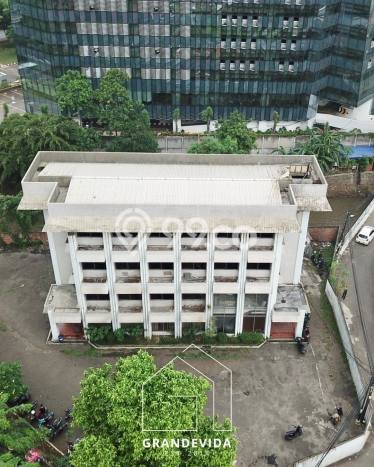 Unit Gudang Dijual di Jakarta Selatan LT 996m2 & LB 672m2 Unit Gudang Dijual di Jakarta Selatan LT 996m2 & LB 672m2