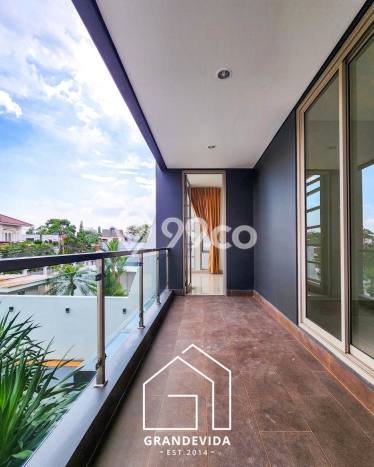 Hunian Mewah Dijual LT 521m2 di Cilandak, Jakarta Selatan Hunian Mewah Dijual LT 521m2 di Cilandak, Jakarta Selatan