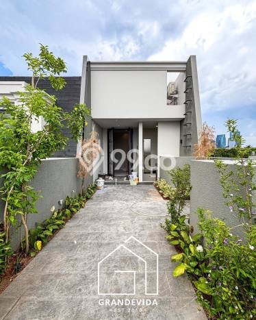 Dijual Rumah Mewah Exclusive di Kebayoran Baru, Jakarta Selatan Dijual Rumah Mewah Exclusive di Kebayoran Baru, Jakarta Selatan