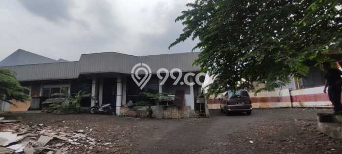 Unit Gudang Dijual di Cibinong Bogor Luas Tanah 8000m2, Luas Bangunan 1000m2 Unit Gudang Dijual di Cibinong Bogor Luas Tanah 8000m2, Luas Bangunan 1000m2