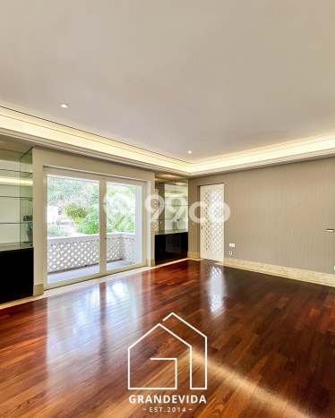 Siap Huni Rumah Mewah 6 Kamar di Kebayoran Baru Dekat ke Mana Saja Siap Huni Rumah Mewah 6 Kamar di Kebayoran Baru Dekat ke Mana Saja