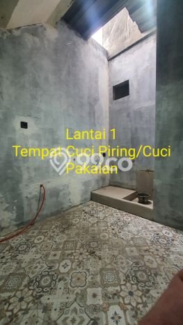 Jual Rumah Strategis Bagus Punya 3 KT di Tembalang Semarang SHM Jual Rumah Strategis Bagus Punya 3 KT di Tembalang Semarang SHM