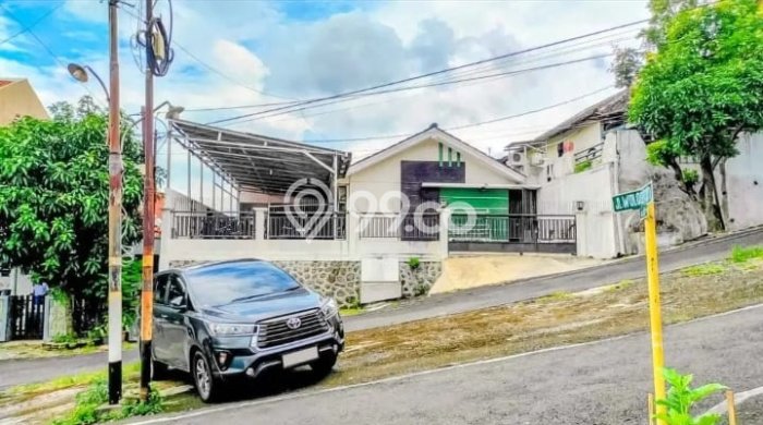 Dijual Segera Kost 9 Kamar, 9 Kamar Mandi di Semarang Barat, Semarang, Luas 200m2 Dijual Segera Kost 9 Kamar, 9 Kamar Mandi di Semarang Barat, Semarang, Luas 200m2