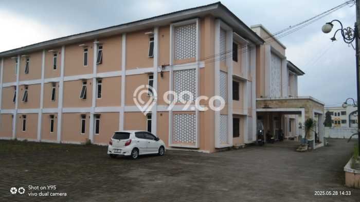 Siap Huni Rumah Minimalis & Modern LB 3775m2 di Salatiga Siap Huni Rumah Minimalis & Modern LB 3775m2 di Salatiga