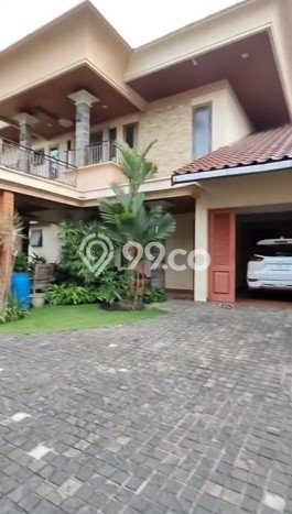 Rumah Mewah Dijual LT 1042m2 di Banyumanik, Semarang Rumah Mewah Dijual LT 1042m2 di Banyumanik, Semarang