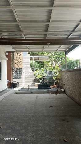 Ready to Use! Premium House LT 240m2 Desain Modern di Tanah Mas Ready to Use! Premium House LT 240m2 Desain Modern di Tanah Mas