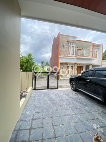 Rumah Luas Asri 3 KT Siap Huni di Sleman Yogyakarta Rumah Luas Asri 3 KT Siap Huni di Sleman Yogyakarta