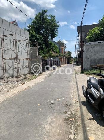 Tanah untuk Dijual Lokasi Sleman, Sleman Luas 374m2 SHM Tanah untuk Dijual Lokasi Sleman, Sleman Luas 374m2 SHM