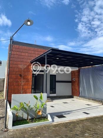 For Sale Rumah 2 Kamar Lokasi Ideal Nyaman dan Strategis di Sleman For Sale Rumah 2 Kamar Lokasi Ideal Nyaman dan Strategis di Sleman