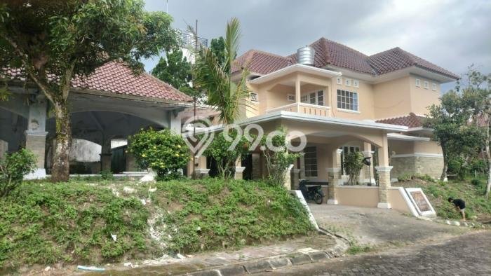 Jual Rumah Mewah Elegan Dengan View Eksklusif di Sleman, Yogyakarta Jual Rumah Mewah Elegan Dengan View Eksklusif di Sleman, Yogyakarta