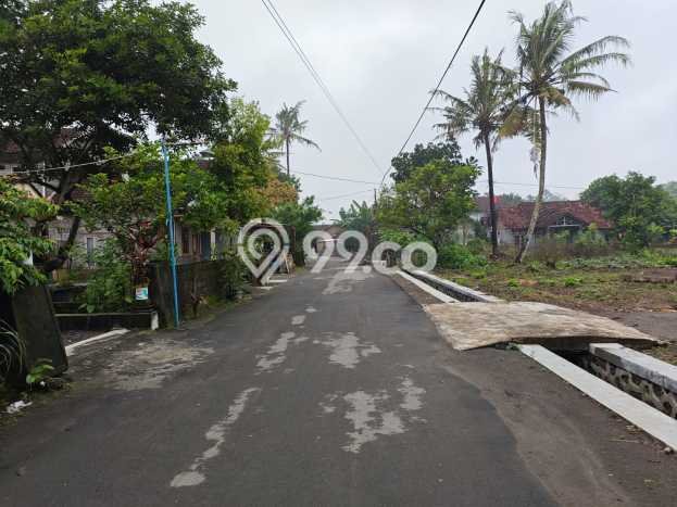 Dijual Tanah Lokasi Sleman, Yogyakarta Seluas 152m2 Dijual Tanah Lokasi Sleman, Yogyakarta Seluas 152m2