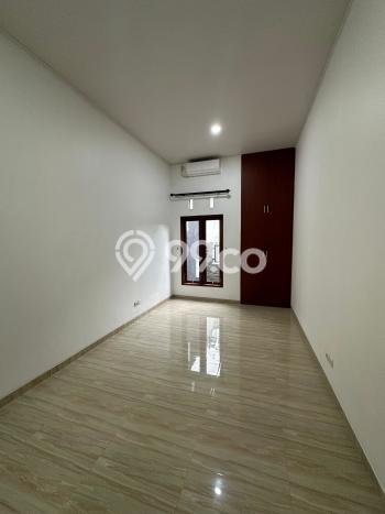 For Sale Rumah 2 Kamar Lokasi Strategis Nyaman dan Strategis di Depok For Sale Rumah 2 Kamar Lokasi Strategis Nyaman dan Strategis di Depok