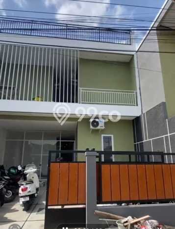 Cocok Untuk Investasi! For Sale Kost di Sleman 11 Kamar Cocok Untuk Investasi! For Sale Kost di Sleman 11 Kamar