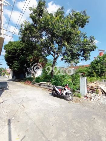 Tanah Kosong Dijual di Sleman dengan Area 141m2 Tanah Kosong Dijual di Sleman dengan Area 141m2