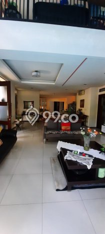 Ready to Use! Luxury House LT 416m2 Desain Modern di Bintaro Ready to Use! Luxury House LT 416m2 Desain Modern di Bintaro