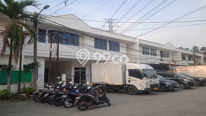 Gudang untuk Disewa di Pusat Tangerang Luas Bangunan 800m2 Gudang untuk Disewa di Pusat Tangerang Luas Bangunan 800m2